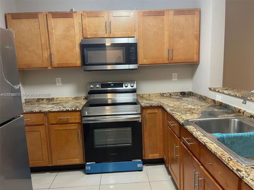 Complexes résidentiels à Miami, Comté de Miami-Dade