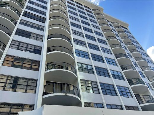 Komplex apartman Coral Gables, Miami-Dade County