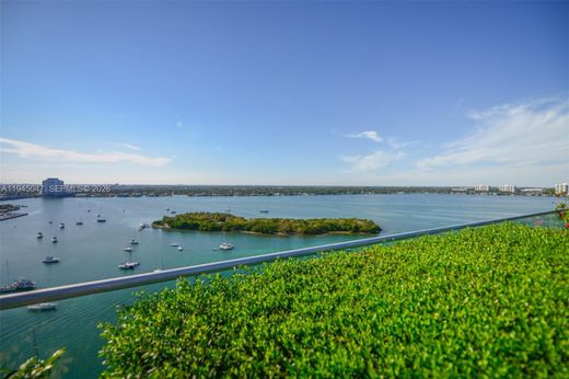 Residential complexes in North Bay Village, Miami-Dade