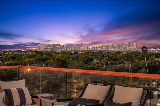 Wohnkomplexe in Coral Gables, Miami-Dade County