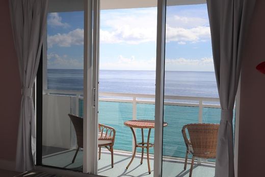 ハリウッド, Broward Countyのアパートメント・コンプレックス