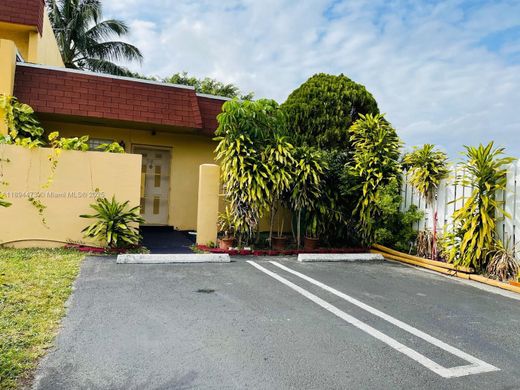 Stadswoning in Miami Gardens, Miami-Dade County