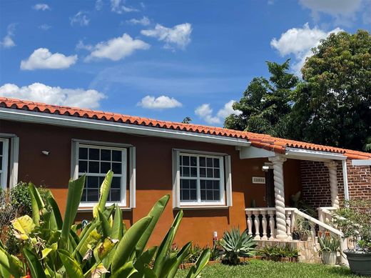 Villa en North Miami, Miami-Dade County