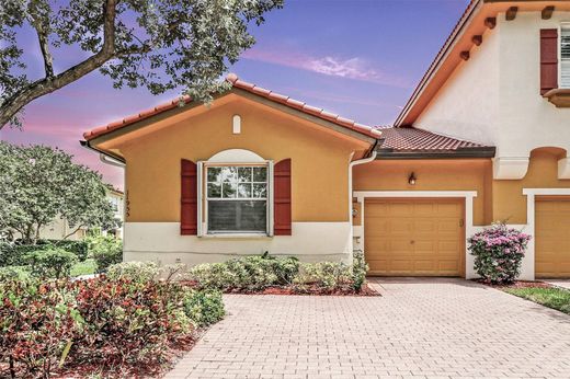 Townhouse in Coral Springs, Broward County