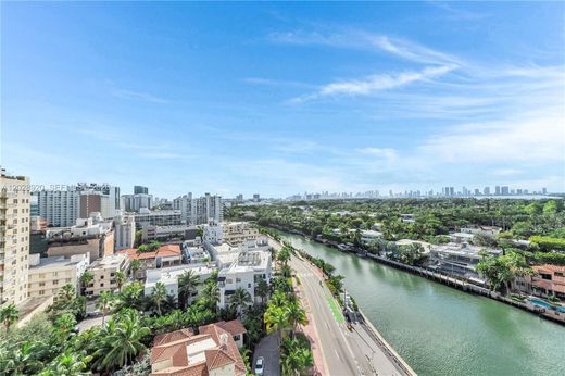 Complexes résidentiels à Miami Beach, Comté de Miami-Dade