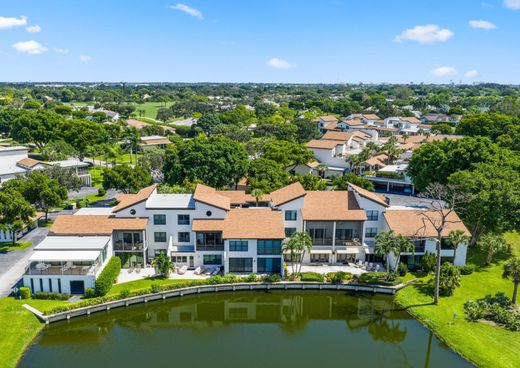 Residential complexes in Delray Beach, Palm Beach