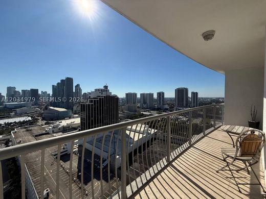 Complesso residenziale a Miami, Miami-Dade County