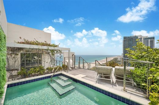 Complesso residenziale a Miami Beach, Miami-Dade County