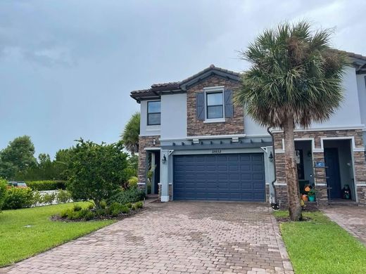 Townhouse in Boynton Beach, Palm Beach