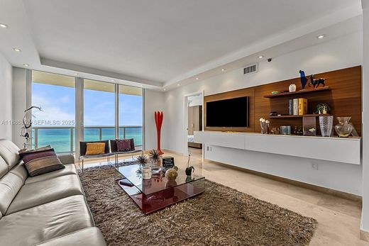 Residential complexes in Sunny Isles Beach, Miami-Dade