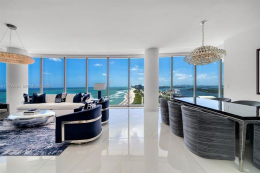 Residential complexes in Sunny Isles Beach, Miami-Dade