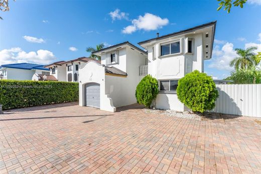 ﻓﻴﻼ ﻓﻲ ميامي، فلوريدا, Miami-Dade County