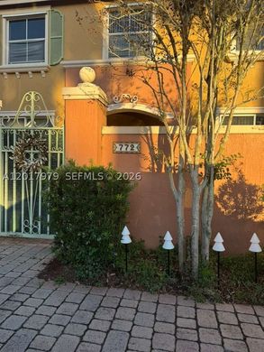 Kamienica w Pembroke Pines, Broward County