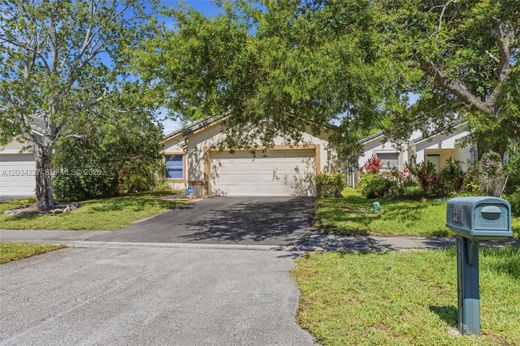 Villa in Coral Springs, Broward County