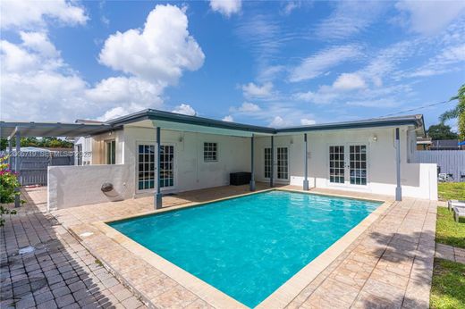 Villa in Hollywood, Broward County