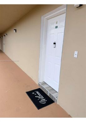 콘도미니엄 / Hialeah, Miami-Dade County