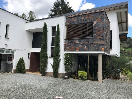 Villa en Envigado, Departamento de Antioquia