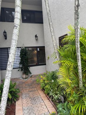 Residential complexes in Plantation, Broward County