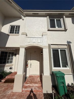 Таунхаус, Palmetto Bay, Miami-Dade County