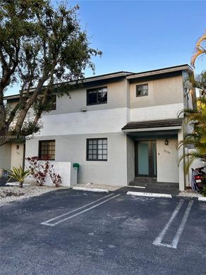 Townhouse in Miami, Miami-Dade