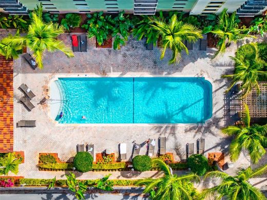 Komplex apartman Hollywood, Broward County