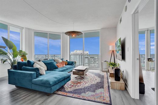 Kamienica w Miami, Miami-Dade County