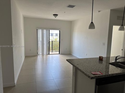 Residential complexes in Homestead, Miami-Dade
