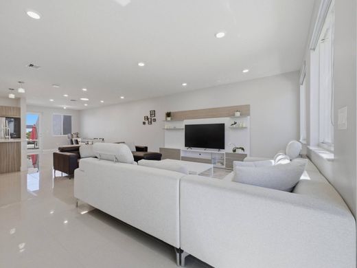 Townhouse in Doral, Miami-Dade