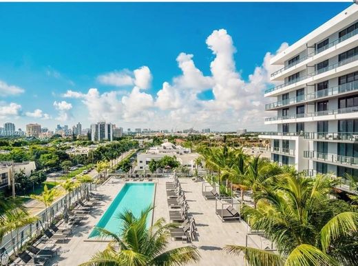 Komplex apartman Aventura, Miami-Dade County