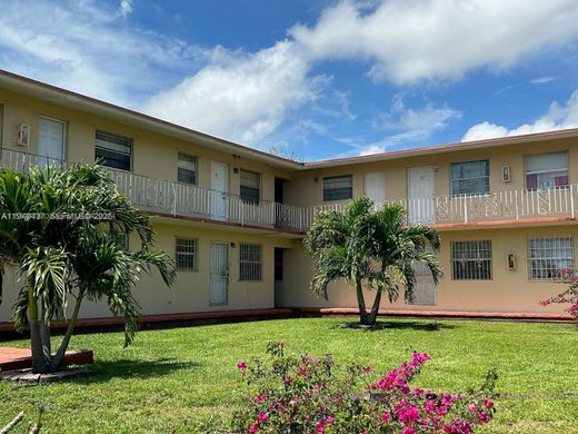 Residential complexes in Miami, Miami-Dade