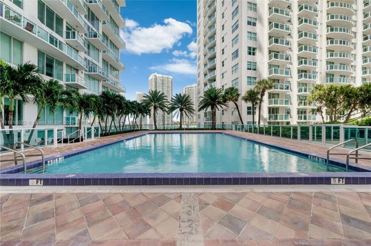 Residential complexes in Miami, Miami-Dade
