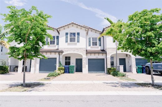 Townhouse in North Miami, Miami-Dade
