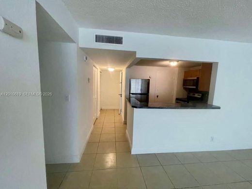 Жилой комплекс, Майами, Miami-Dade County