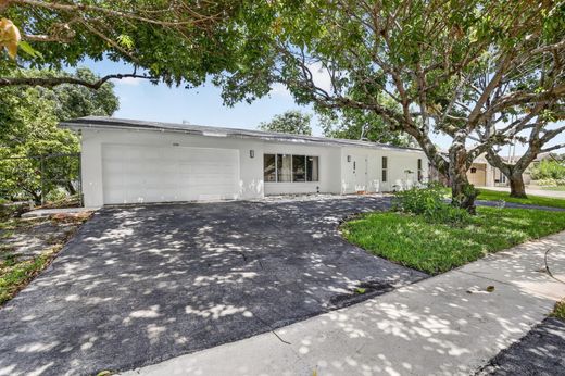 Villa Pembroke Pines, Broward County