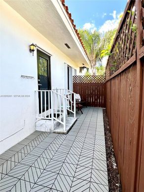Villa in Miami Terrace Mobile Home, Miami-Dade