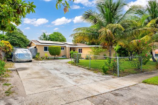 Villa in Lauderhill, Broward County