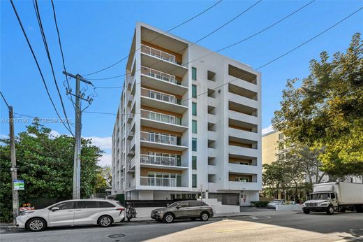 Residential complexes in Miami, Miami-Dade