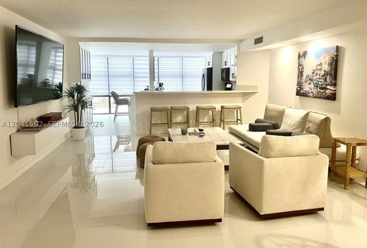 Residential complexes in Miami Beach, Miami-Dade