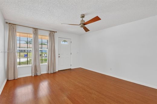 Villa in Jensen Beach, Martin County
