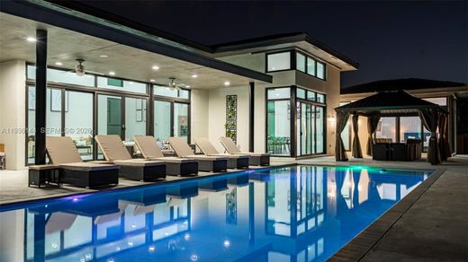 Villa in Plantation, Broward County