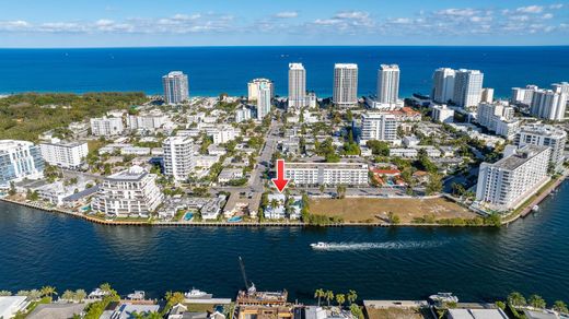 Residential complexes in Fort Lauderdale, Broward County