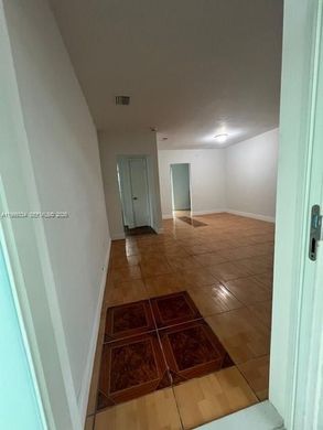 Casa di città a Miami Heights Trailer Park, Miami-Dade County