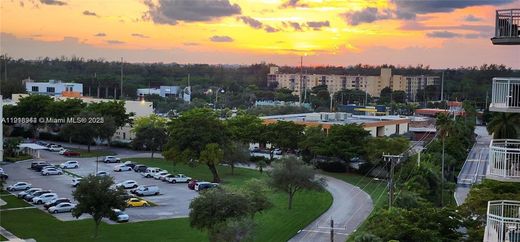 Complexes résidentiels à Aventura, Comté de Miami-Dade