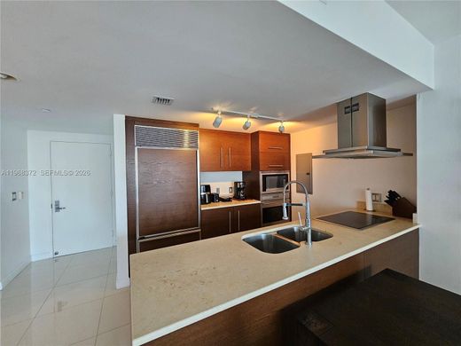 Residential complexes in Miami, Miami-Dade