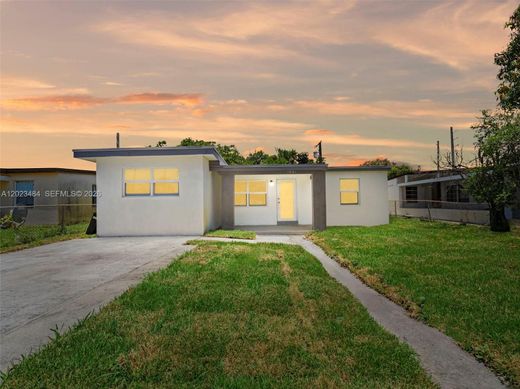Villa à Opa-locka North  (historical), Comté de Miami-Dade