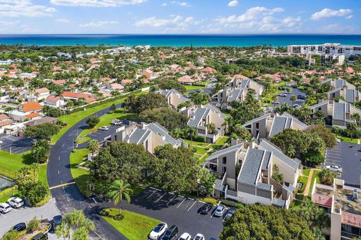 Residential complexes in Jupiter, Palm Beach