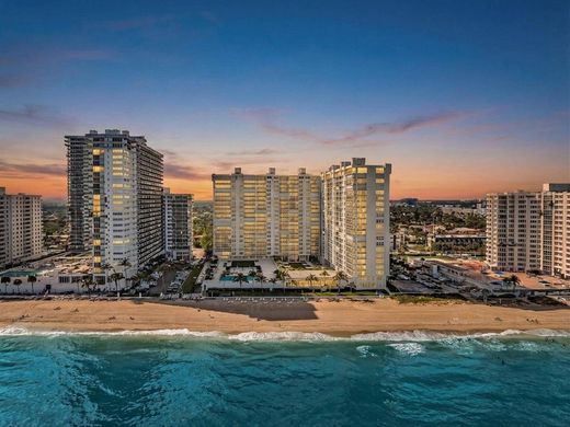 Residential complexes in Fort Lauderdale, Broward County