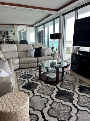 Komplex apartman Miami Beach, Miami-Dade County