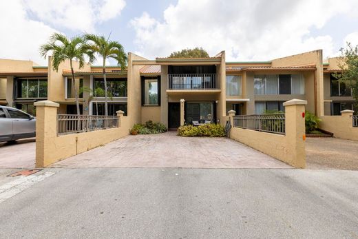 Townhouse in Plantation, Broward County