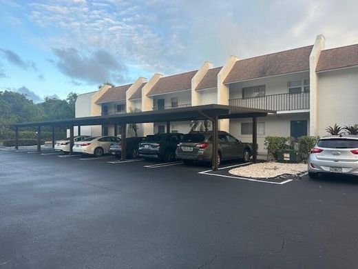 Residential complexes in Delray Beach, Palm Beach